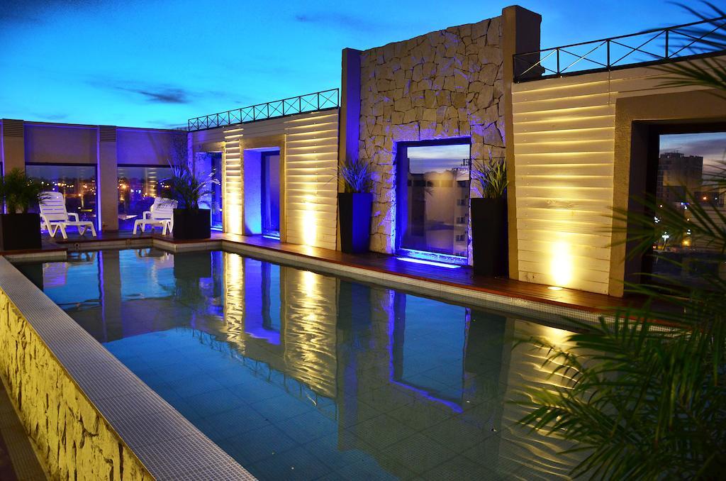 Le Parc Hotel&Suite Villa María Buitenkant foto